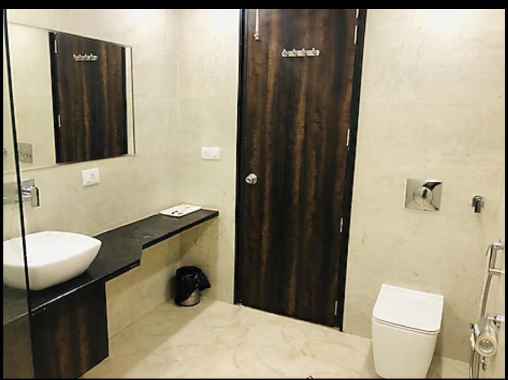 Hotel Royal Palace Hapur Экстерьер фото